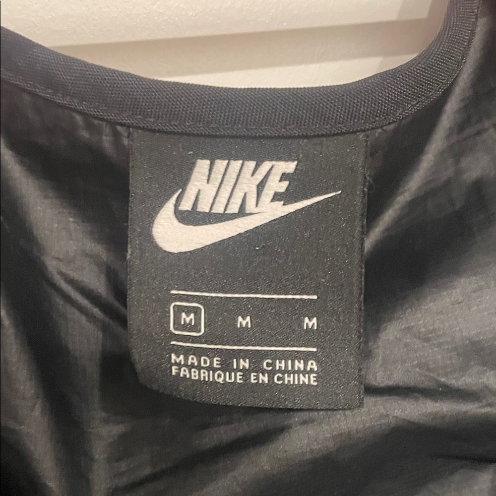 Nike Black Tactical Running Vest - Picture 3 of 3
